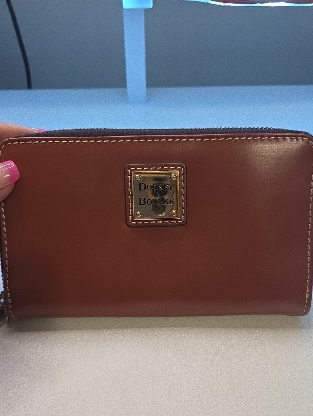 Dooney & Bourke Chestnut Brown Leather Zip-Around Wallet - Picture 2 of 8